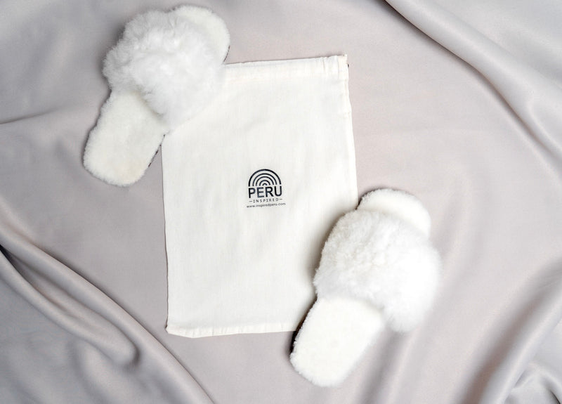 Alpaca Slipper Cross  White