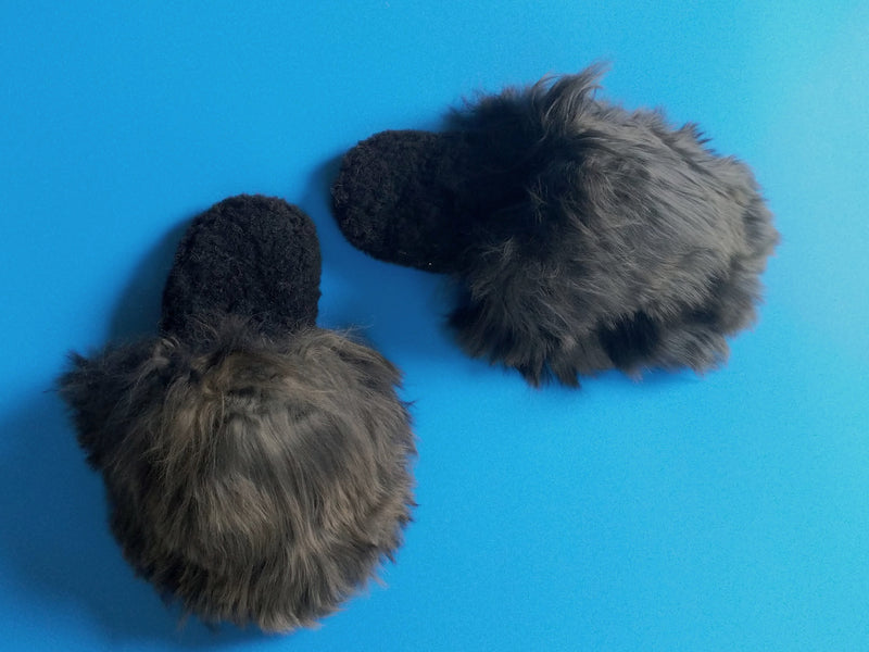 Handmade Peruvian Alpaca Slipper Suri Black