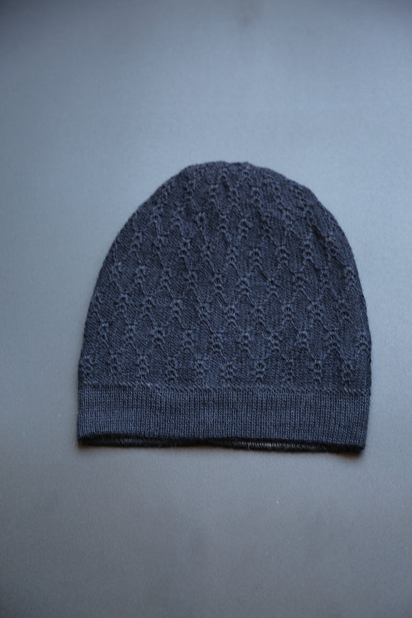 Alpaca Reversible Beanie Web Black